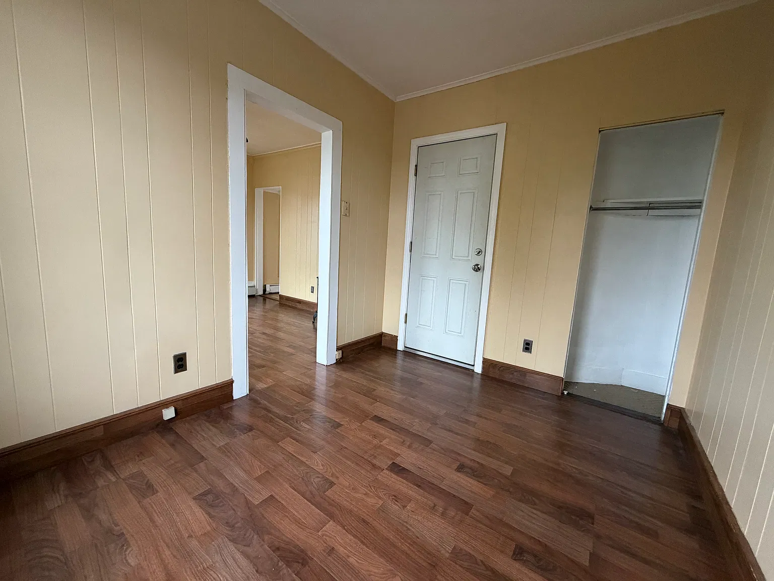 1 bed, 700 sqft, $1,045 — Photo 1