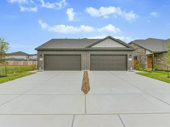 1868 Dry Cherry Ln #A, Dayton, TX 77535