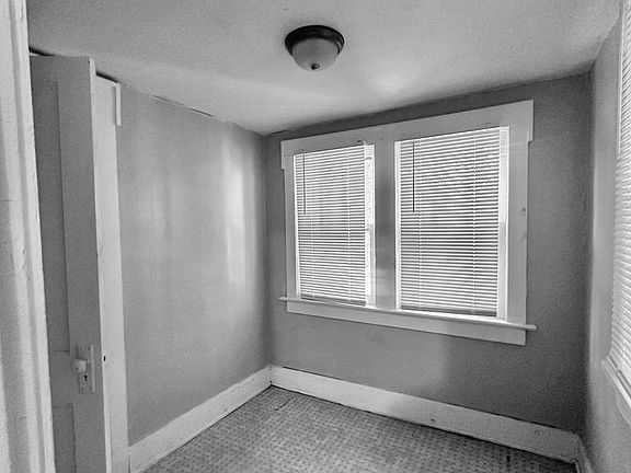 5th image of 4911 Walrond Ave