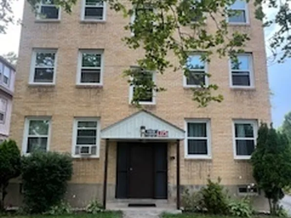 77 Westbourne Parkway, Hartford, CT 06112