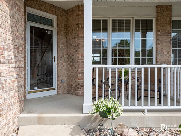 2nd image of 11652 Lake Shore Dr