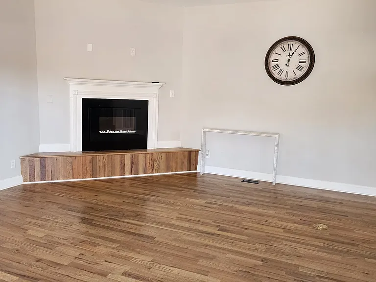 8006 Hemby Wood Dr — Photo 12