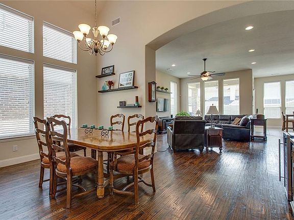3rd image of 1425 7th St