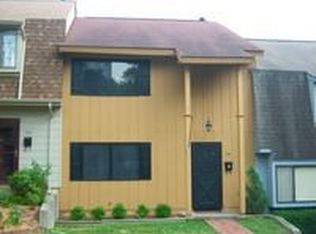 123 Woodlake Dr, Charlottesville, VA 22901