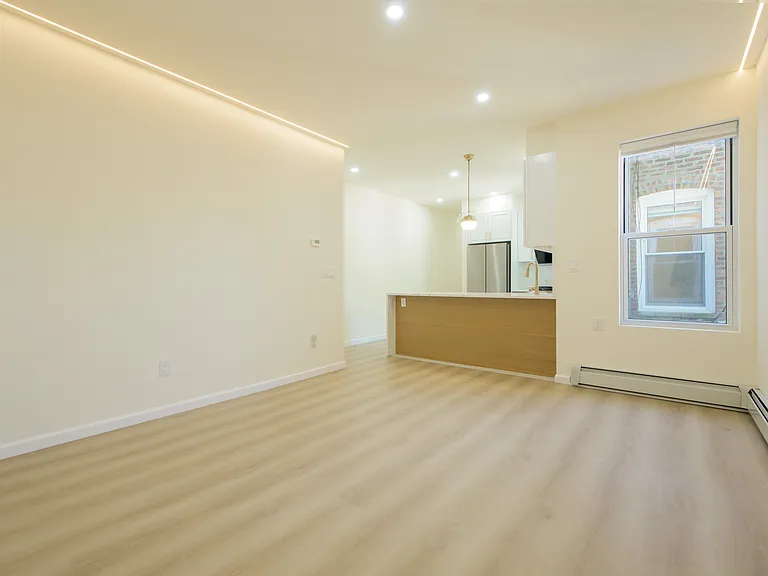 50-12 39th Ave #2 — Photo 4
