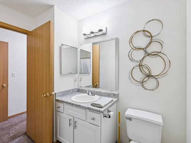 Northbrook Apartments — Photo 261