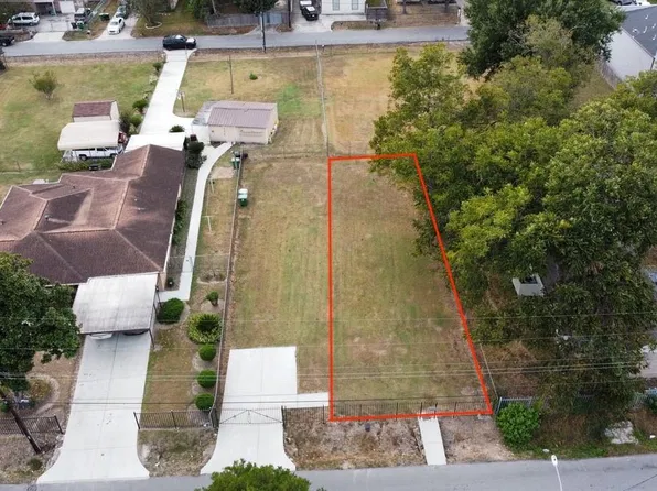 6815 D S Bailey Ln Lot 29, Houston, TX 77091