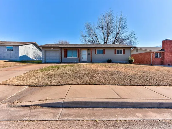 2508 Yorkshire Ave, Moore, OK 73160