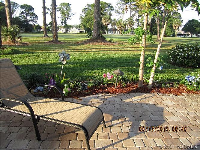 1st image of 23 Lake Fairgreen Cir