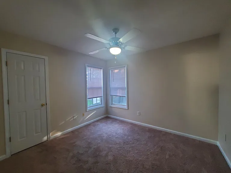 213 Kristin Ave — Photo 28