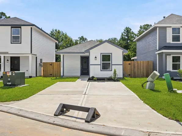 10835 N Baron Village Dr, Conroe, TX 77306