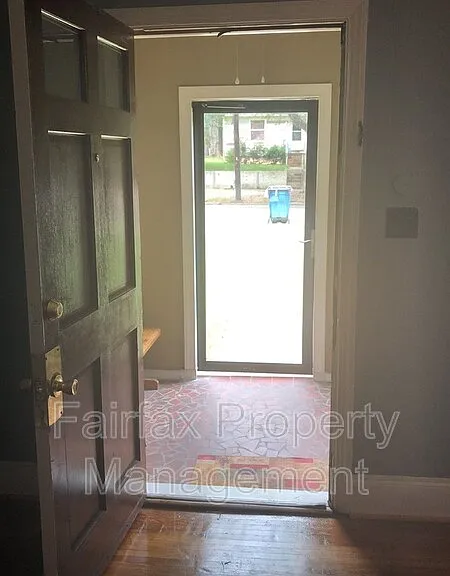 506 E Club Blvd — Photo 14
