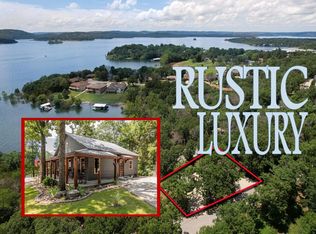 311 Lakeview St, Hollister, MO 65672