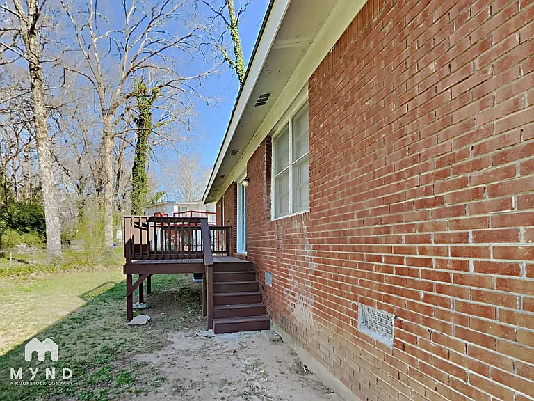5245 Louis Xiv Ln — Photo 11