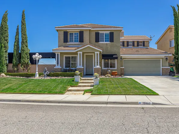 2409 Foxglove Ct, Palmdale, CA 93551