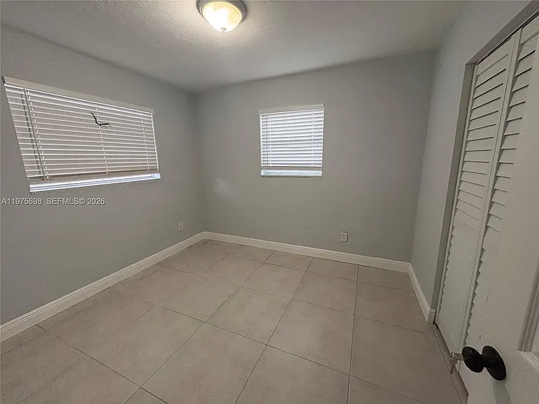 3600 SW 32nd Ave — Photo 6