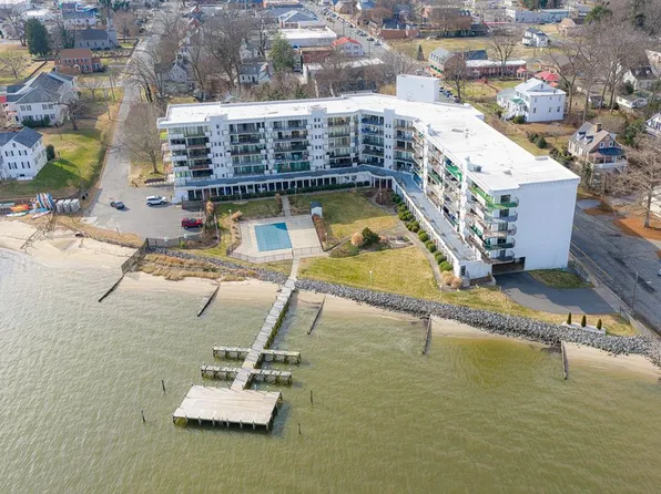 128 Prince St, Tappahannock, VA 22560