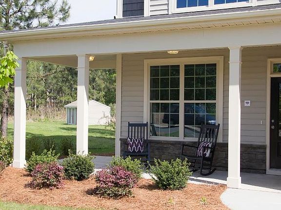 Images of the home are for illustrative purposes only and should never be relied upon