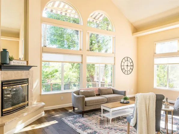 17424 Airport Ave, Grass Valley, CA 95949
