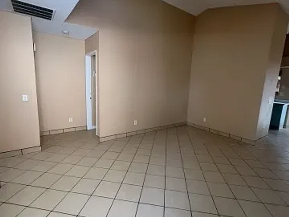 5th image of 13663 Black Elm Ct