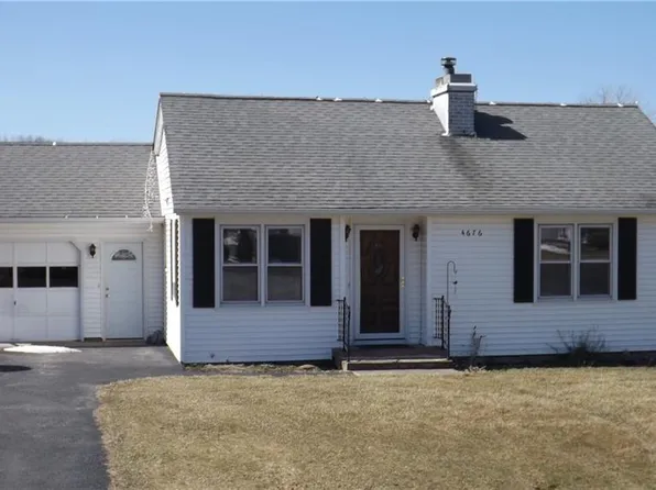4676 Thilk Dr, Wilson, NY 14172