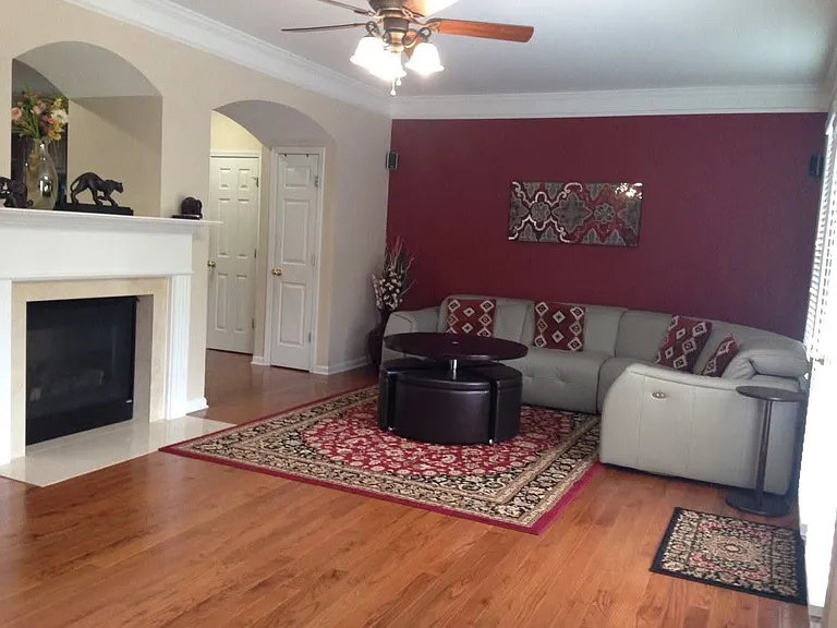 6220 Imes Way — Photo 2