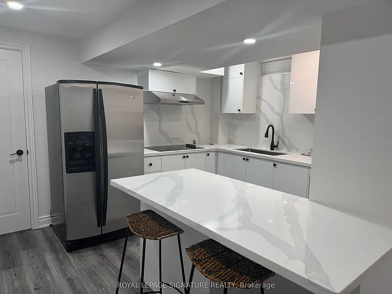 44 Isabella St #BASEMENT — Photo 1