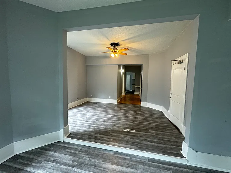 Edmund Ave — Photo 11