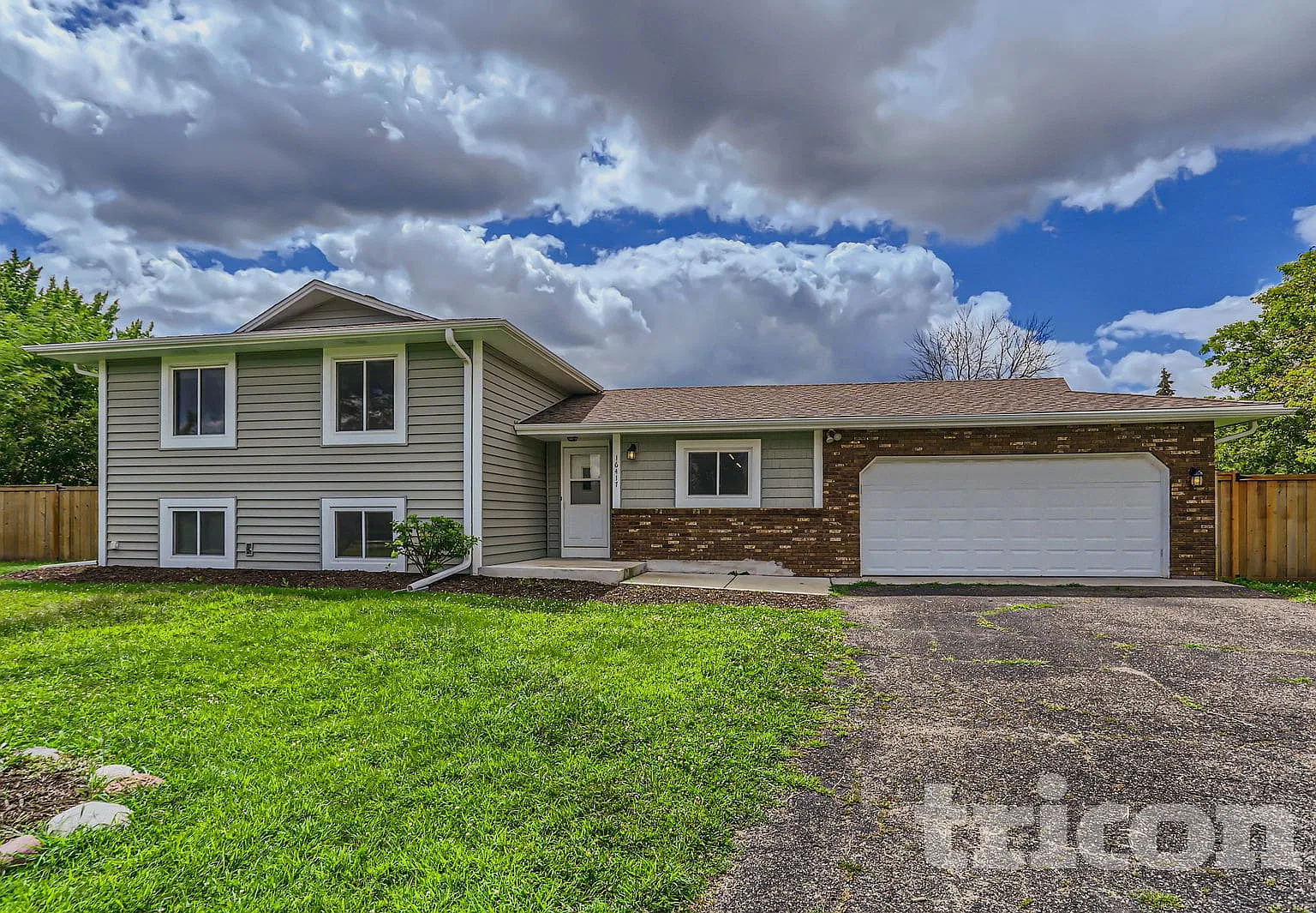 16417 Gladiola Avenue W Lakeville MN — Photo 2