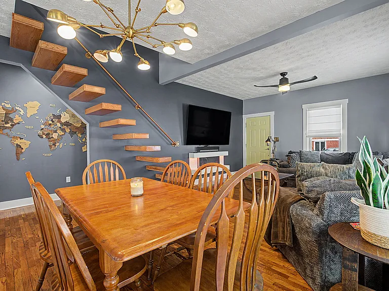 338 Elm St — Photo 17
