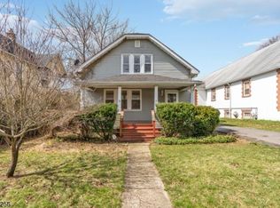 25 Grand Ave, Washington, NJ 07882