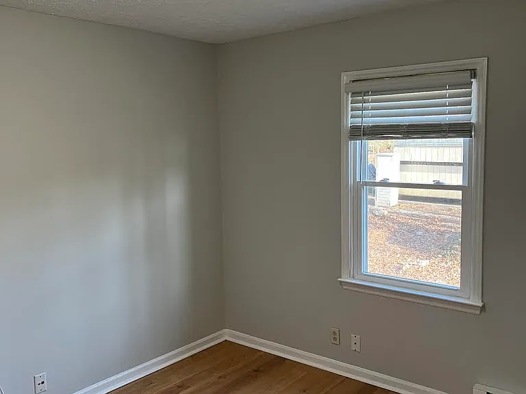 125 Atwood Dr #4 — Photo 3