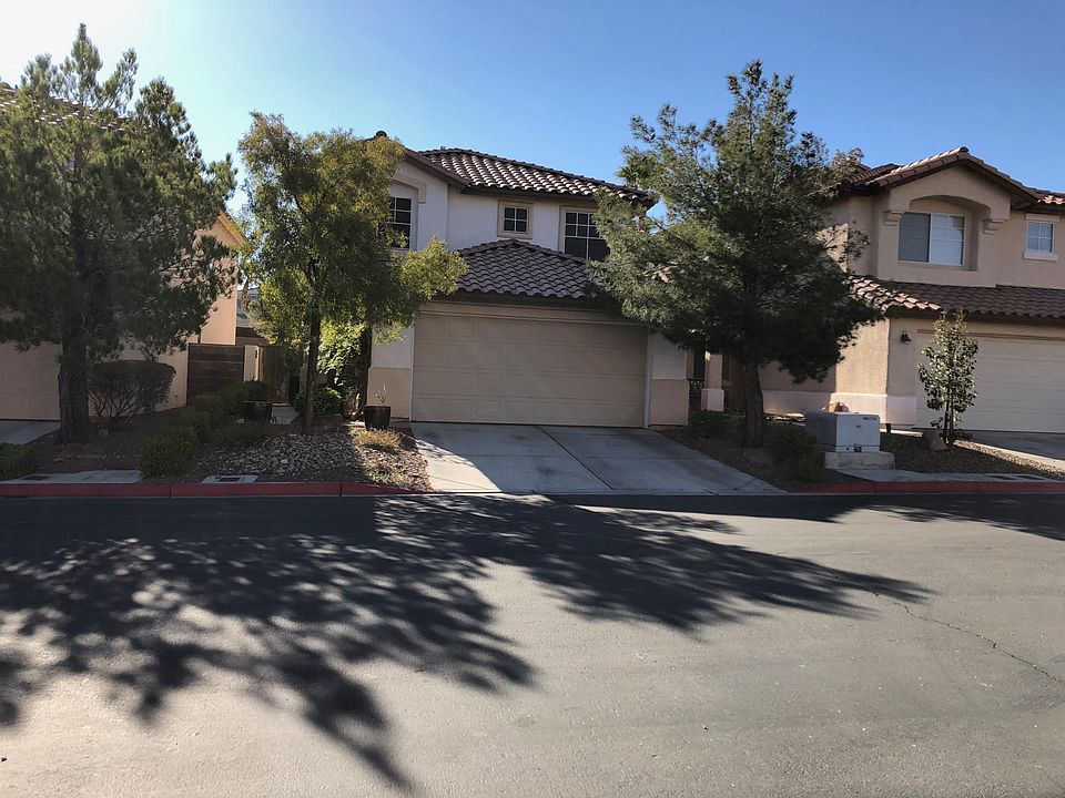 1st image of 828 Bow Creek Ln