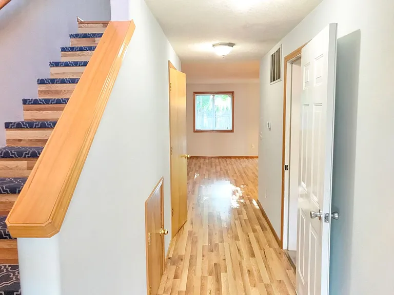 2753 SE 85th Ave — Photo 2