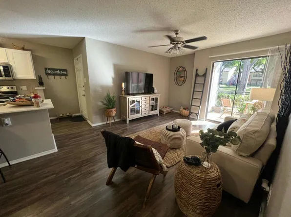 Walnut Creek Apartments