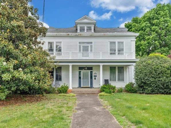 2106 Rivermont Ave, Lynchburg, VA 24503