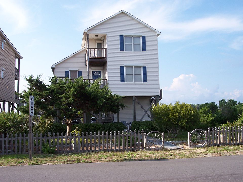 1st image of 1716 W Dolphin Dr