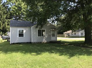 2536 S Pasfield St, Springfield, IL 62704