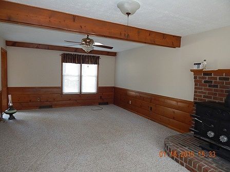 2nd image of 3914 Robin Hood Dr