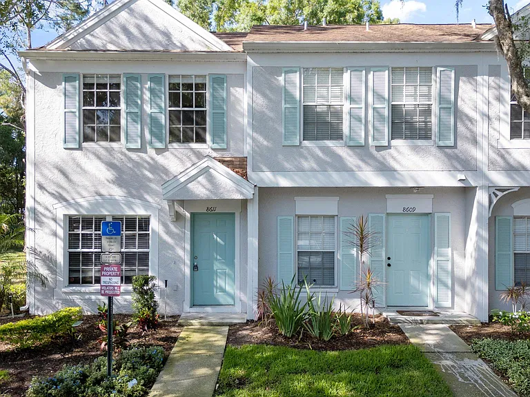 8611 Hunters Key Cir #8611 — Photo 21