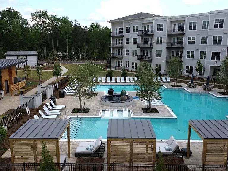 The Collier Sugar Hill Luxury Apartments — Photo 22