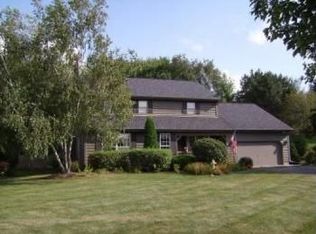 4403 S Nancy Dr, Crystal Lake, IL 60014