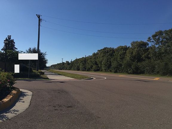 3rd image of 12821 Buffalo Run Dr