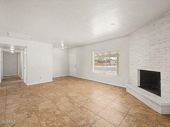 5th image of 7627 E 42nd St