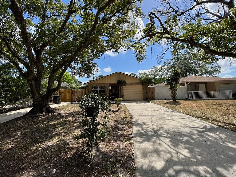 529 Hibiscus Way — Photo 41