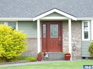 110 Mariners Dr, Sequim, WA 98382