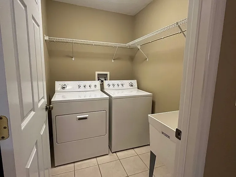 9 White Hawk Pl — Photo 26