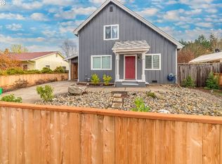 450 S 16th St, Cottage Grove, OR 97424