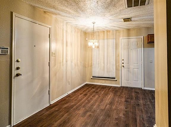 4th image of 11805 Eloise Dr