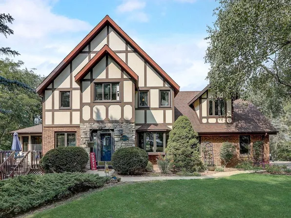3042 Vinburn Road, Sun Prairie, WI 53590